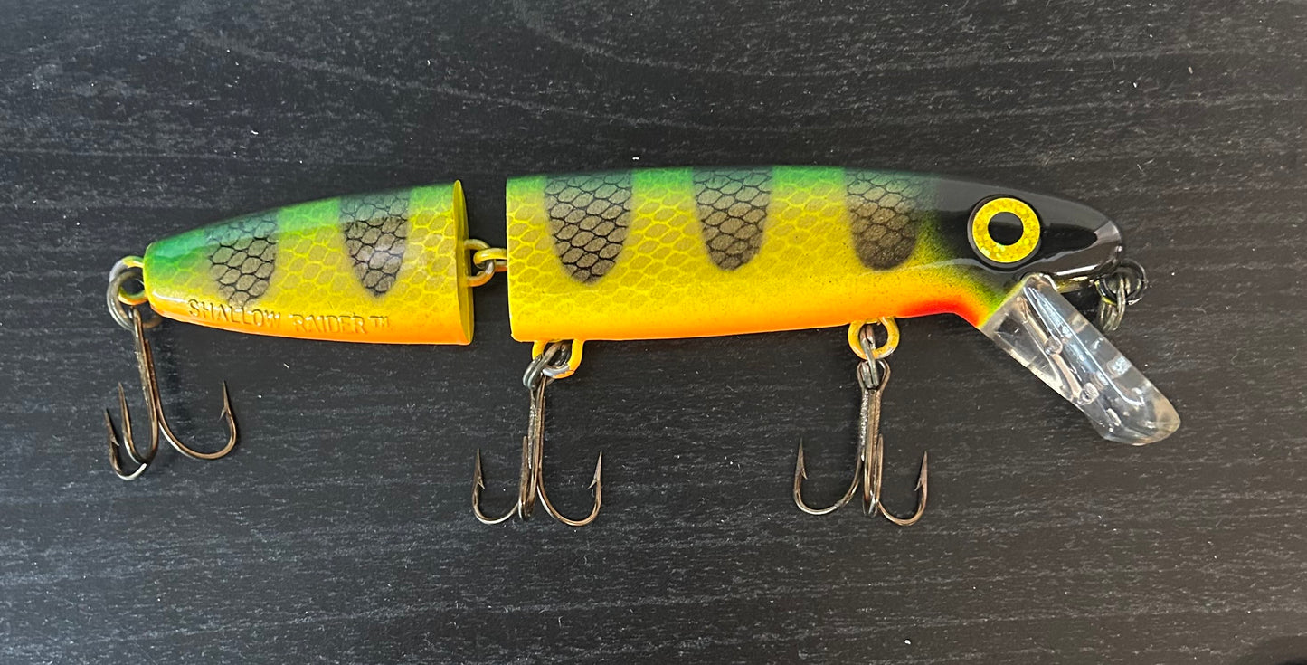 Shallow Jointed 8" Depth Raider (Vintage Early 90s)